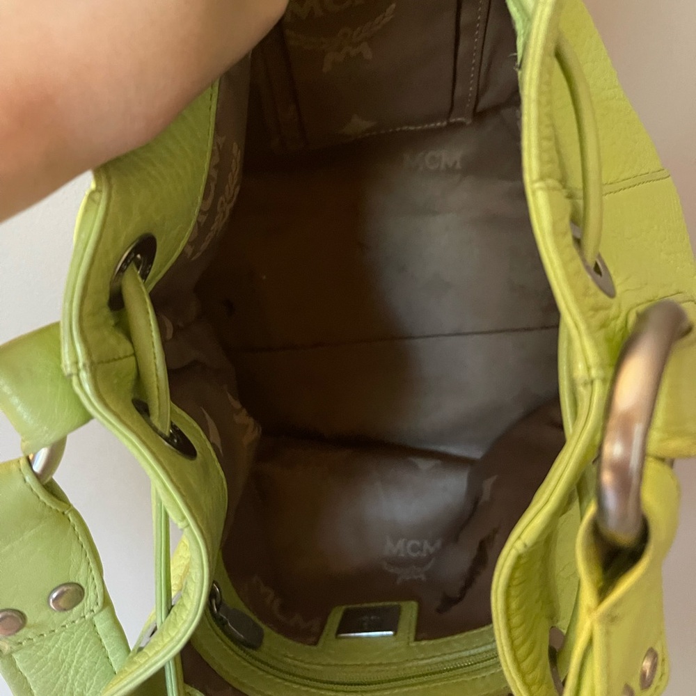 MCM Pebbled Leather Lime Green Bucket Bag Small Shoulder - Picture 6 of 8